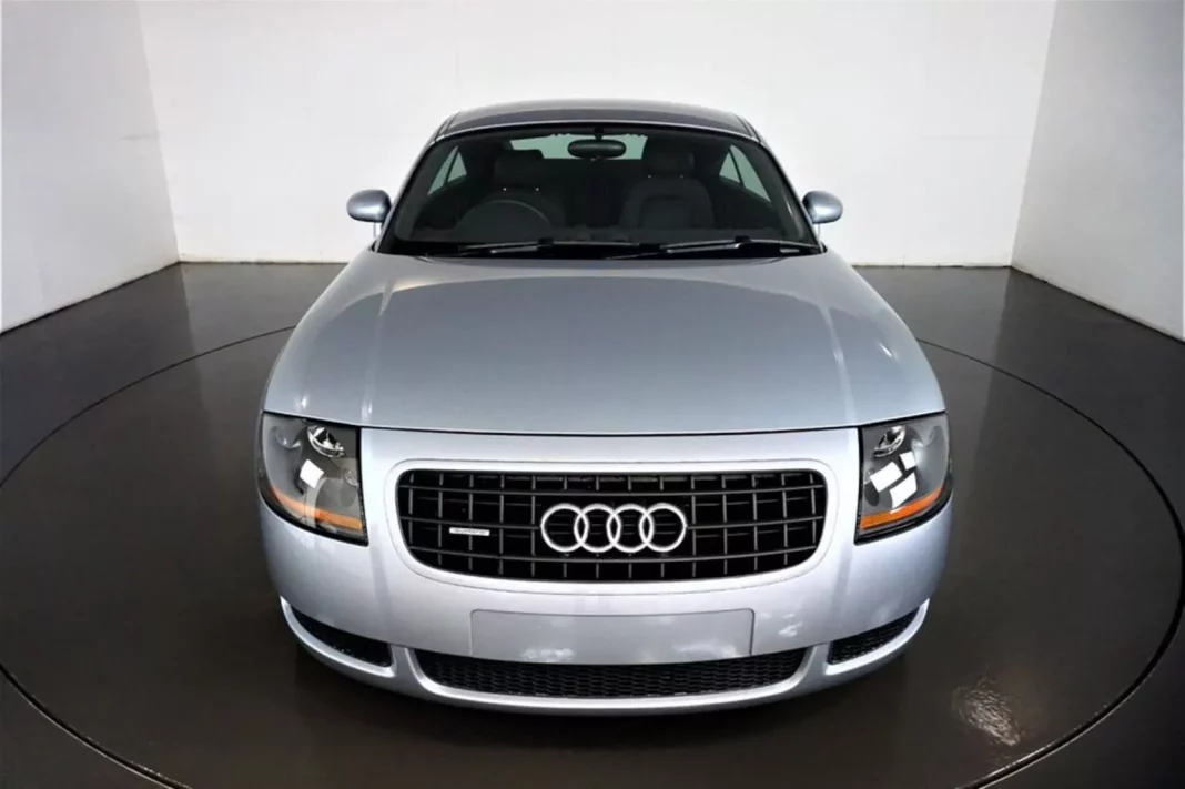 2006 Audi TT MK1 RIX UK. Imagen portada.