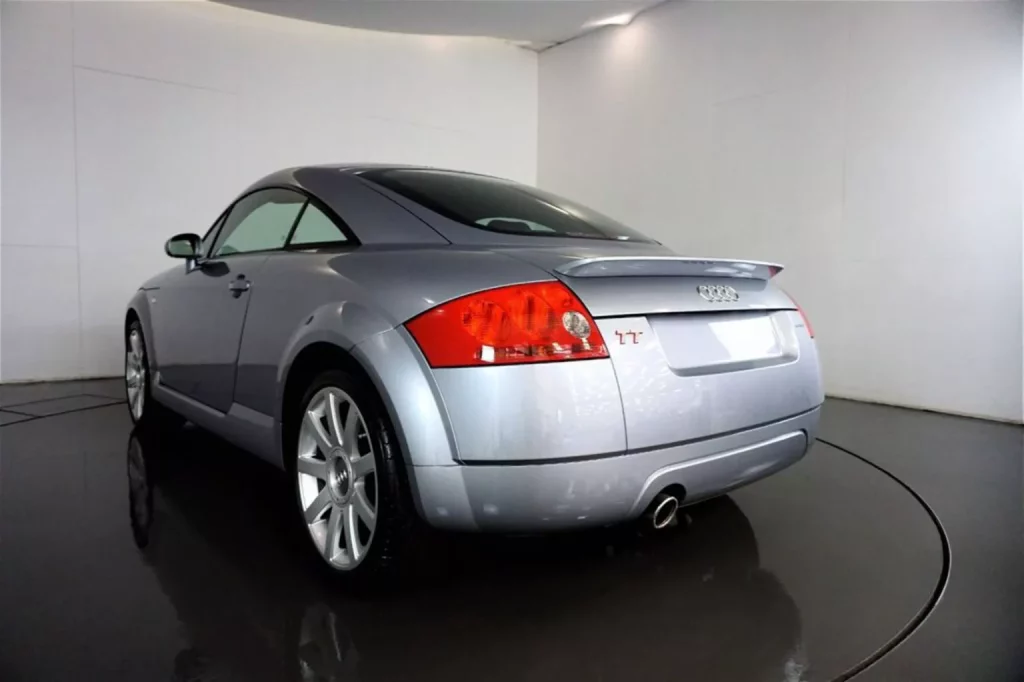 2006 Audi TT MK1 RIX UK 9 Motor16