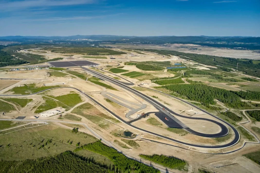 2023 BMW Centro de Pruebas de vehículos autónomos República Checa. Imagen portada.