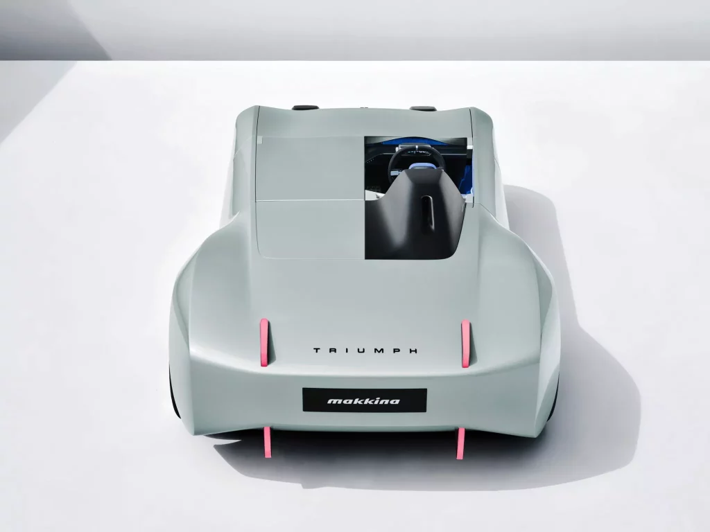 Makkina reedita el Triumph TR25 sobre la base de un BMW i3 20 Motor16 2023 Makkina Triumph TR25 16 Motor16