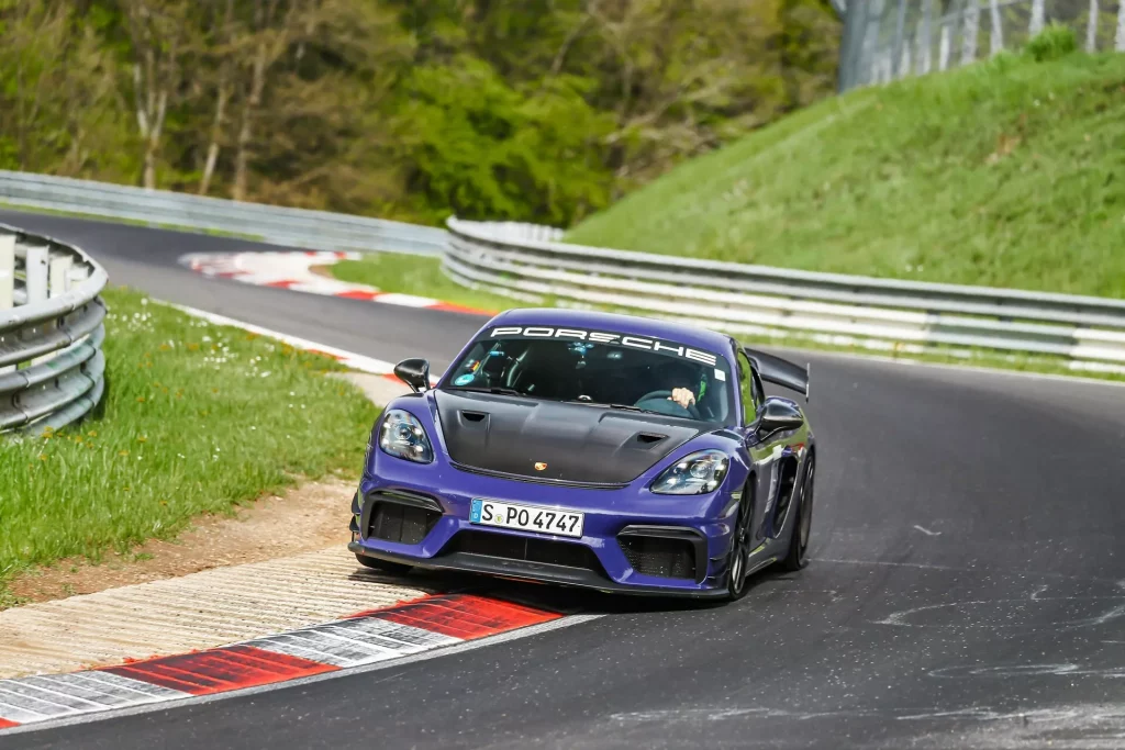 2023 Manthey Porsche Cayman GT4 RS 7 Motor16