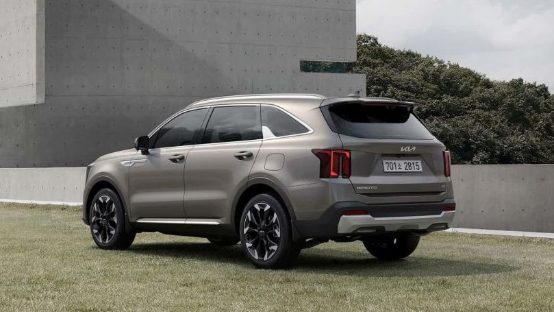 2023 kia sorento facelift 1 edited Motor16