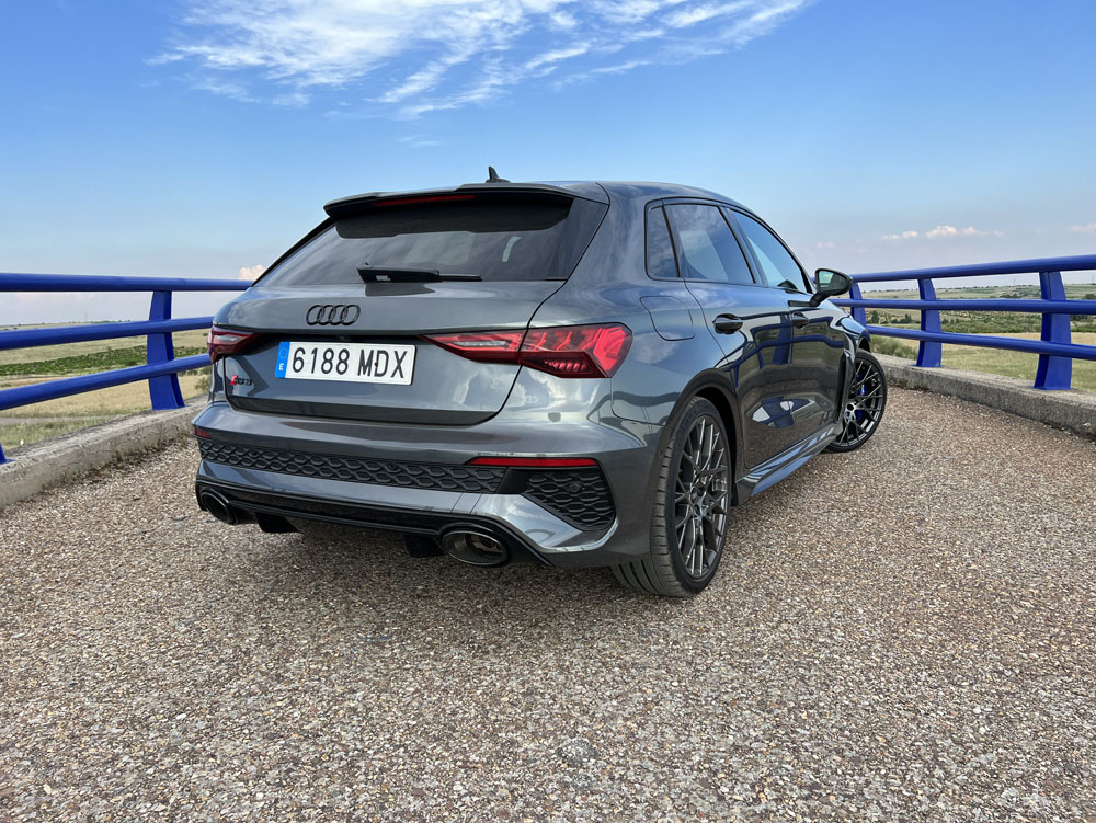2023 prueba audi rs3 performance sportback 25 Motor16