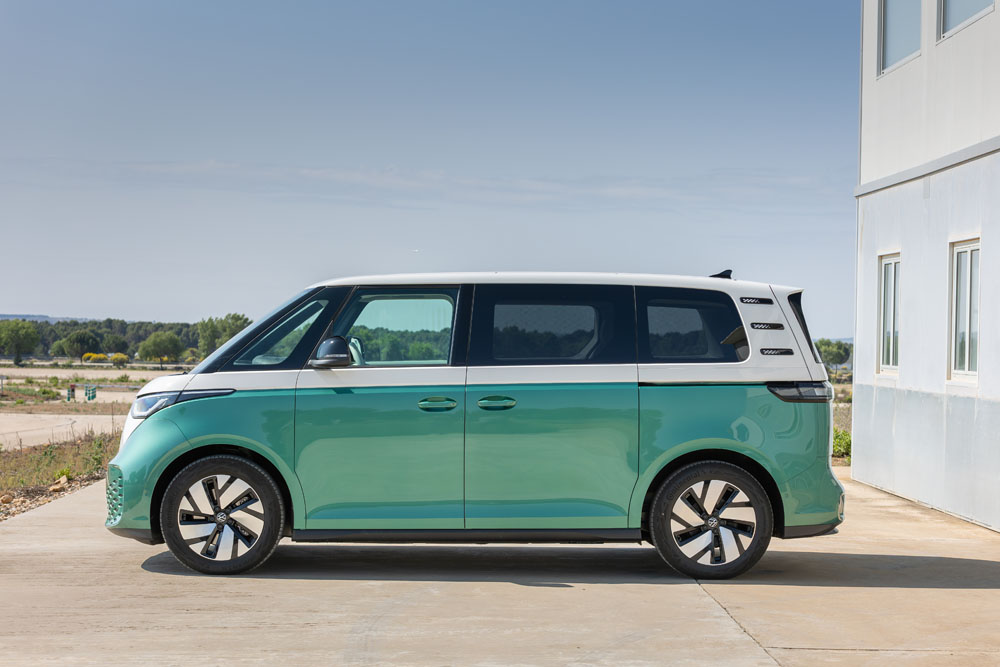 Probamos el Volkswagen ID.Buzz. Un hippy con posibles 15 Motor16 2023 prueba volkswagen id.buzz 16 Motor16