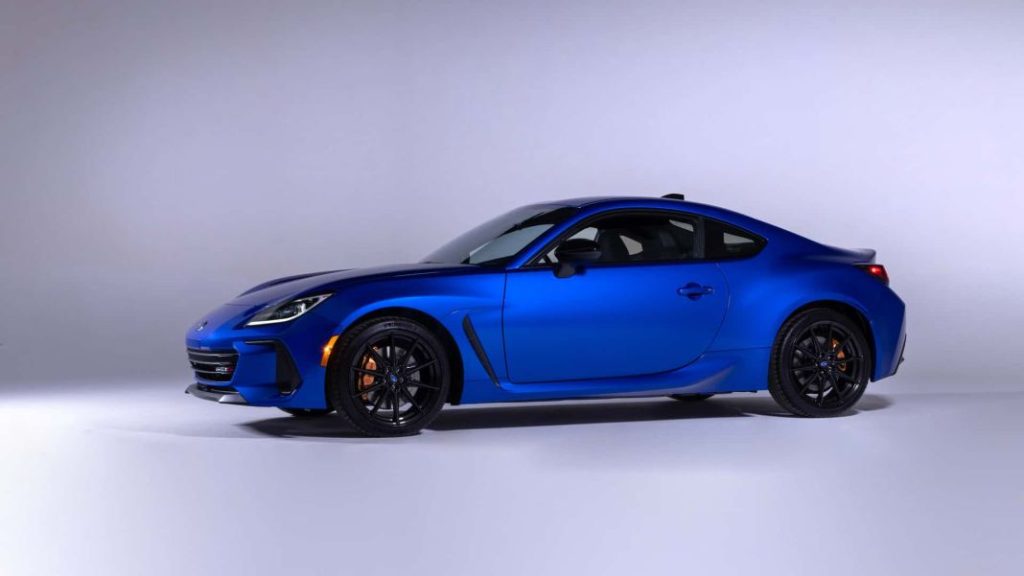 Subaru BRZ tS. La versión tocada por STI 13 Motor16 2023 subaru brz ts 13 Motor16