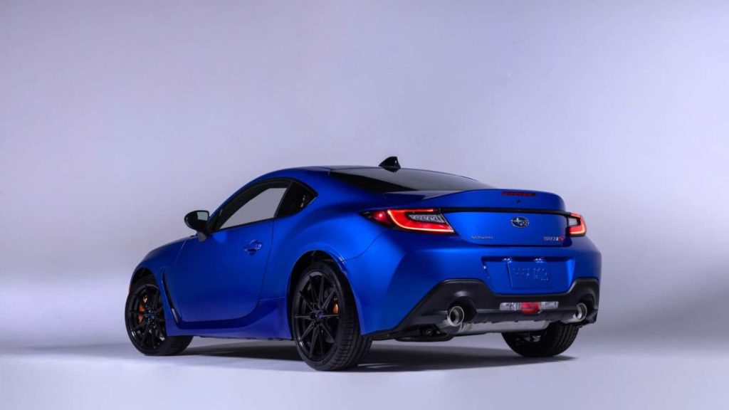 Subaru BRZ tS. La versión tocada por STI 16 Motor16 2023 subaru brz ts 16 Motor16