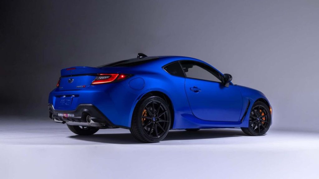 Subaru BRZ tS. La versión tocada por STI 18 Motor16 2023 subaru brz ts 18 Motor16