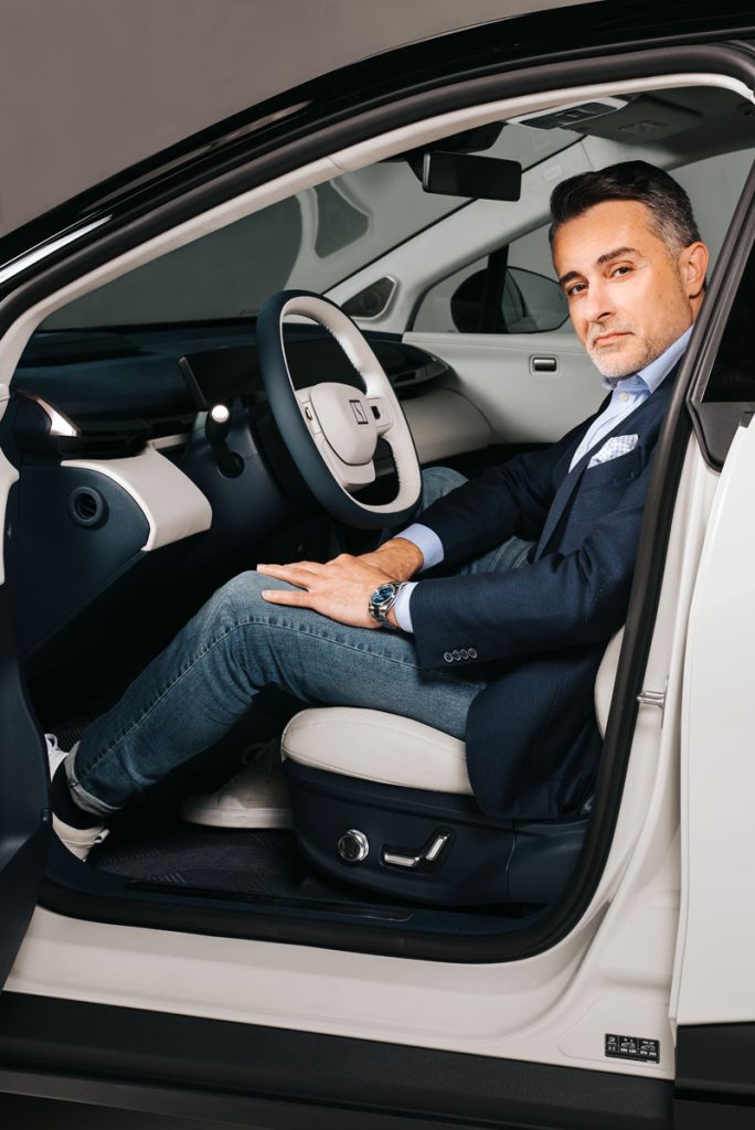 Spiros Fotinos (Zeekr Europa): "Nuestra misión es acelerar el cambio a la movilidad sostenible. Necesitamos atraer a los clientes de diésel premium" 2 Motor16 20230706 ZEEKR Spiros 3217 Motor16