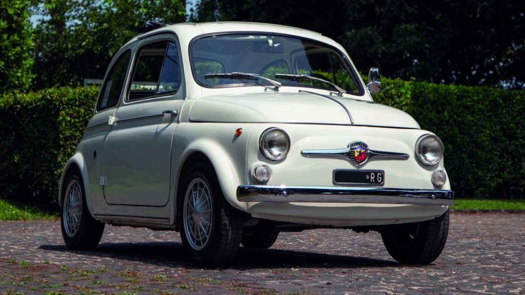 ¿Quieres un Abarth 595 original? Éste se encuentra a la venta 3 Motor16 Abarth 595 Fiat 600 D 3 Motor16