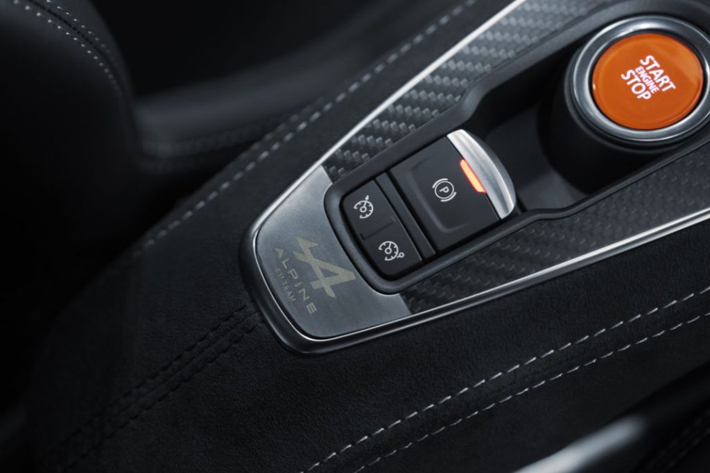 Alpine A110 S Enstone Edition: 300 unidades con piezas fabricadas en el “taller” de Fórmula 1 11 Motor16 Alpine A110 S Enstone Edition 19 Motor16