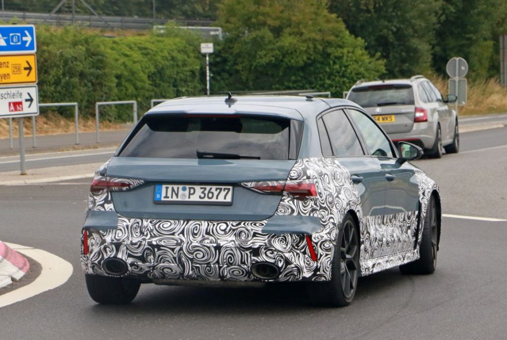 El Audi RS3 muestra su nuevo estilo 12 Motor16 Audi RS3 Sportback facelift 10 Motor16