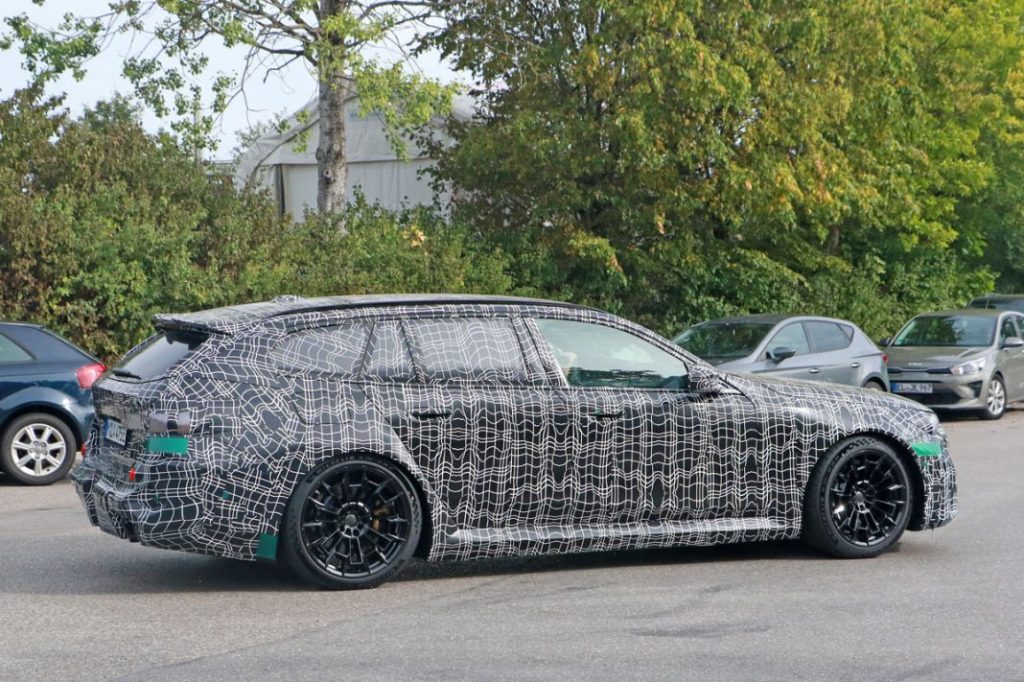 El BMW M5 Touring está de vuelta 13 Motor16 BMW M5 Touring 11 Motor16