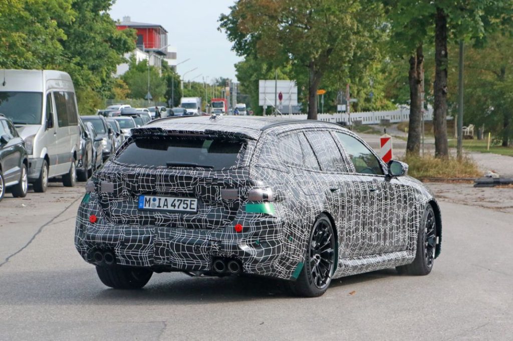 2023 BMW Serie 5 Touring. M5. Imagen trasera.