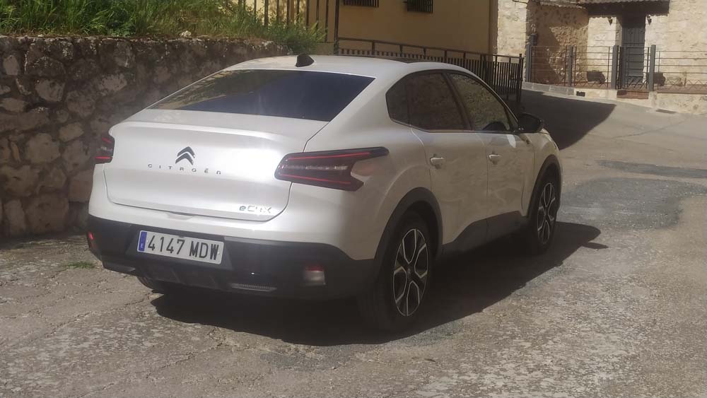 Prueba Citroën Ë-C4 X 136 CV 50 kWh. Confort y eficiencia 29 Motor16 Citroen E C4 X 18 Motor16