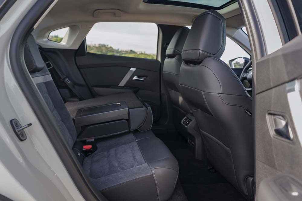 Prueba Citroën Ë-C4 X 136 CV 50 kWh. Confort y eficiencia 15 Motor16 Citroen E C4 X 4 1 Motor16