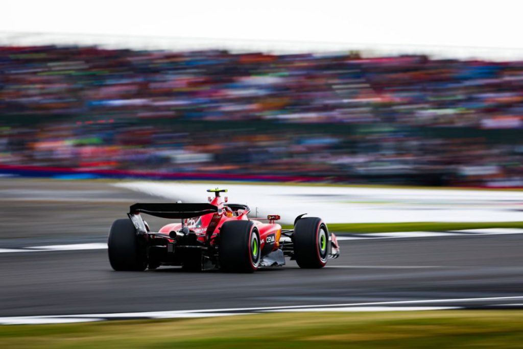 Alonso y Sainz, o cómo la 'Armada española' se hunde en Gran Bretaña 2 Motor16 GP GRAN BRETANA 2 Motor16