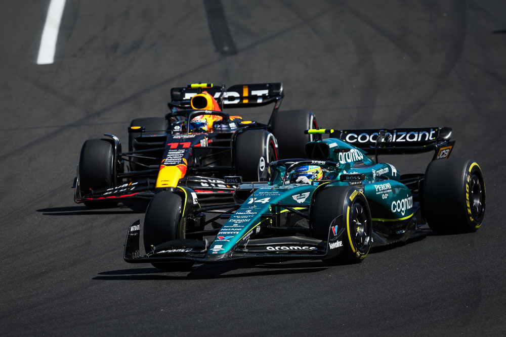 El día que Verstappen y Red Bull hicieron parecer al resto 'equipos de Fórmula 2' 3 Motor16 GP HUNGRIA ALONSO PEREZ Motor16