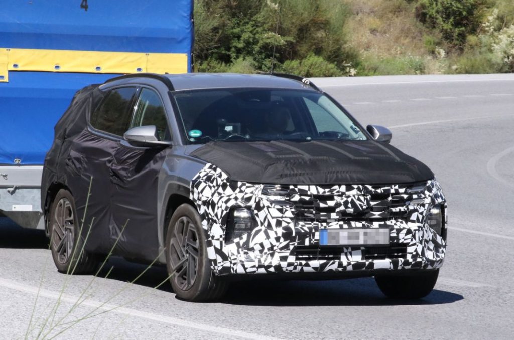 El Hyundai Tucson prepara un cambio de imagen 3 Motor16 Hyundai Tucson facelift 1 Motor16