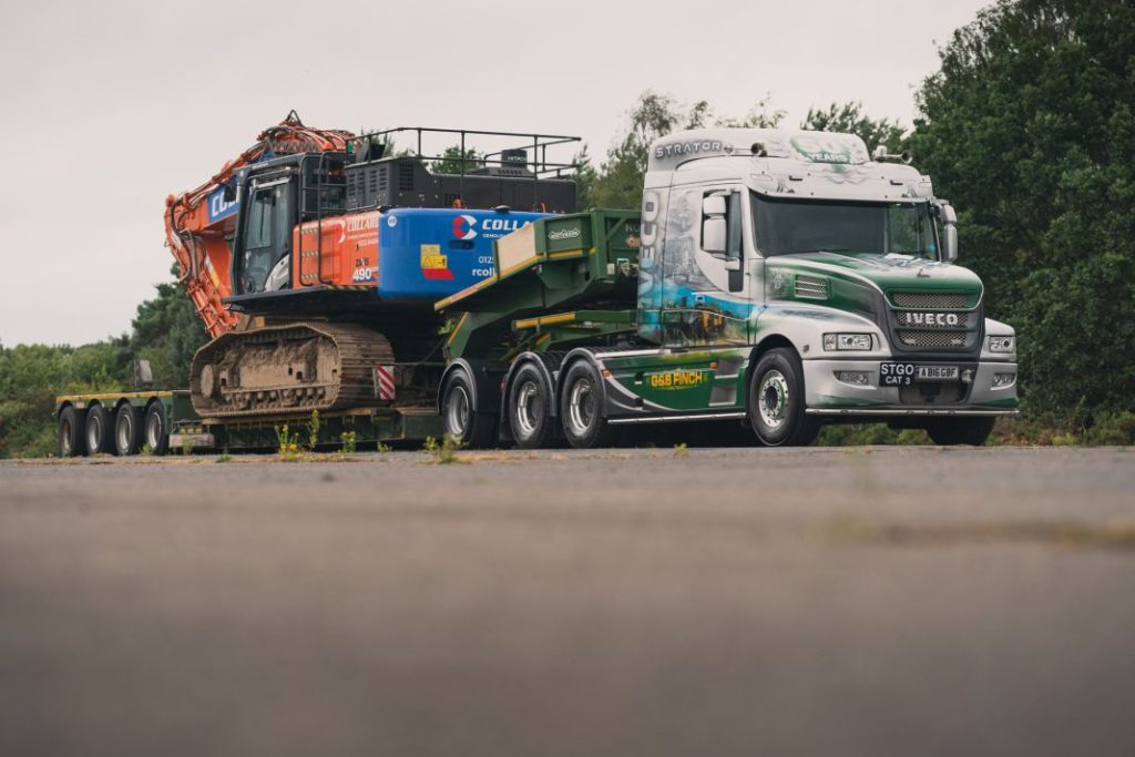Iveco e Daily Tow World Record Luc Lacey 01342 Motor16