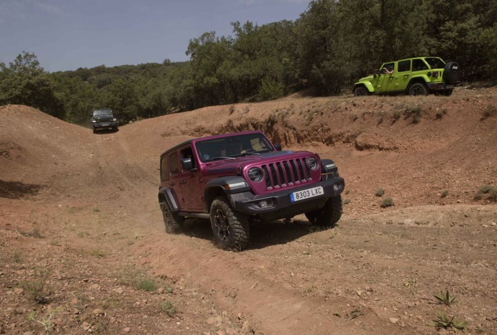 Los Jeep Avenger y Grand Cherokee ya están aquí... y lo celebramos probando toda la gama 7 Motor16 Jeep avenger gama todoterreno 4x4 4xe 12 Motor16