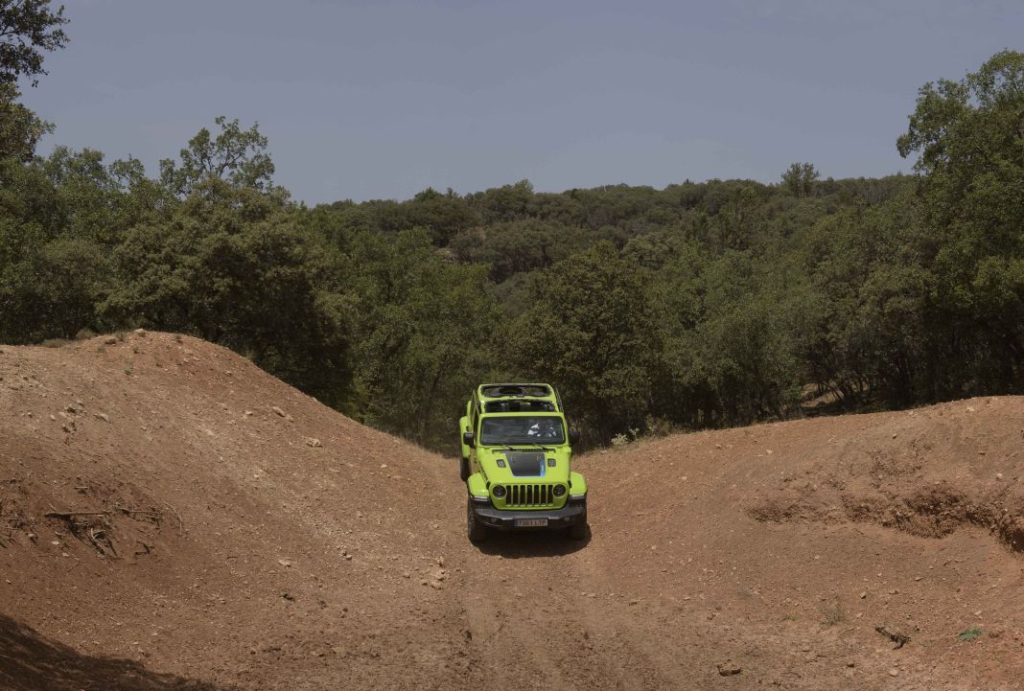 Los Jeep Avenger y Grand Cherokee ya están aquí... y lo celebramos probando toda la gama 6 Motor16 Jeep avenger gama todoterreno 4x4 4xe 13 Motor16