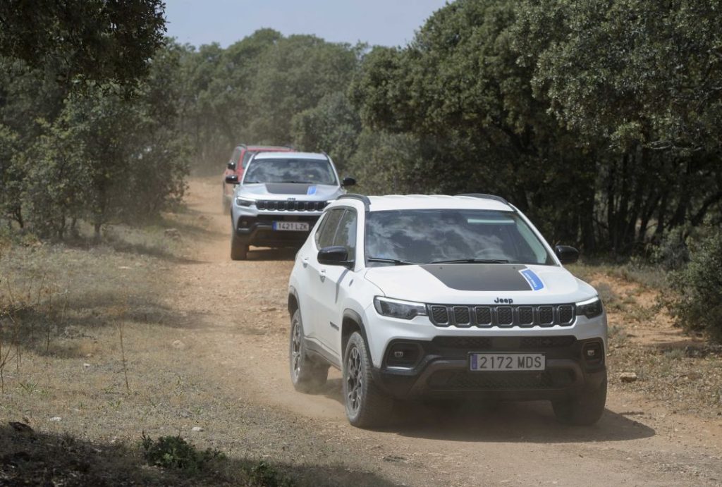 Los Jeep Avenger y Grand Cherokee ya están aquí... y lo celebramos probando toda la gama 11 Motor16 Jeep avenger gama todoterreno 4x4 4xe 6 Motor16