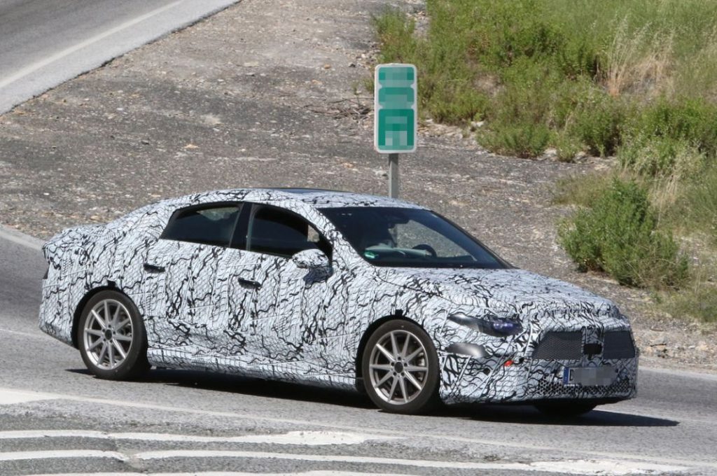 El próximo Mercedes CLA vuelve a la carretera 13 Motor16 Mercedes CLA ICE 11 Motor16