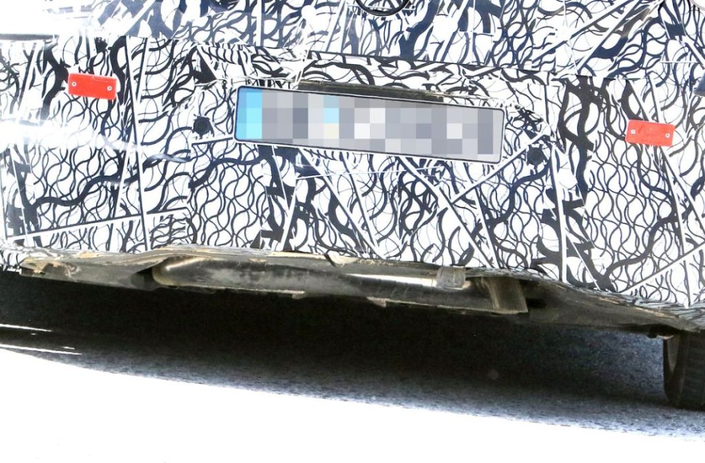 El próximo Mercedes CLA vuelve a la carretera 18 Motor16 Mercedes CLA ICE 16 Motor16
