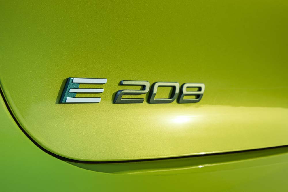 Nuevo Peugeot e208 15 Motor16