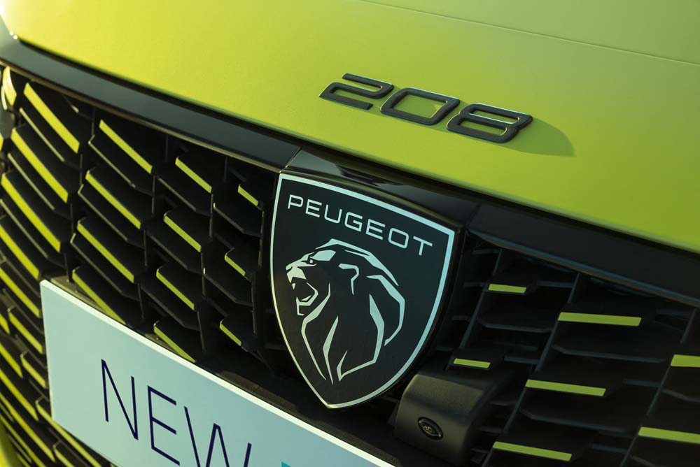 Nuevo Peugeot e208 9 Motor16