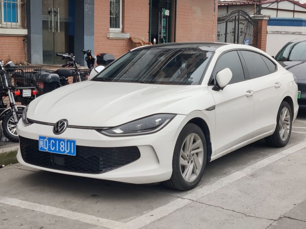 Volkswagen Lamando L Motor16