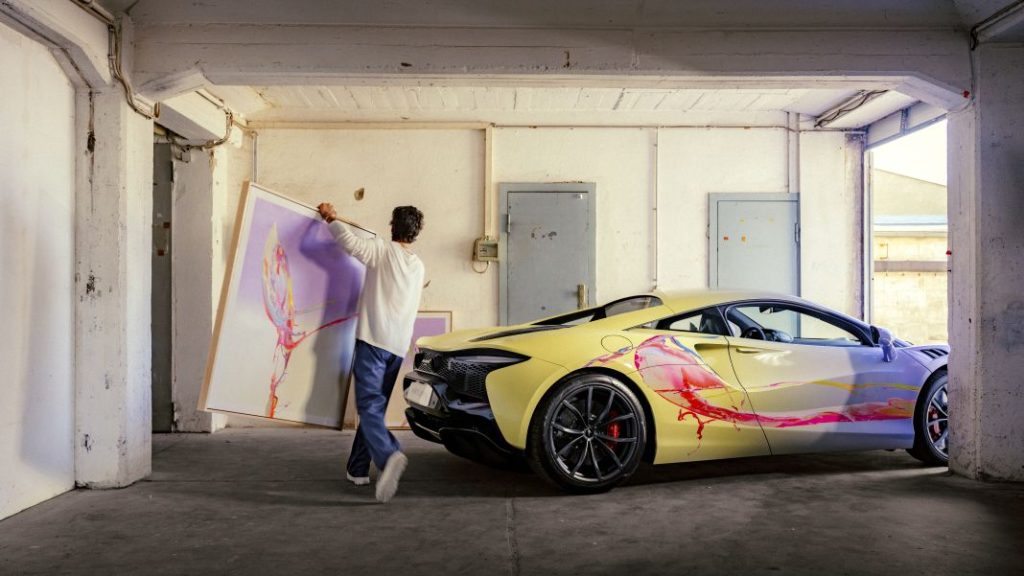art car Cevin Parker McLaren Artura 2 Motor16