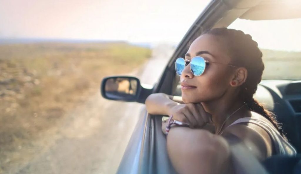 Te enseñamos a enfriar tu coche este verano sin poner el aire acondicionado 28 Motor16 ventana trasera