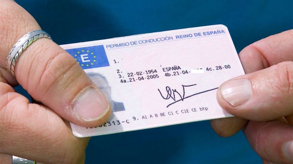 Los cambios de la DGT para renovar el carnet de conducir 92 Motor16 carnet