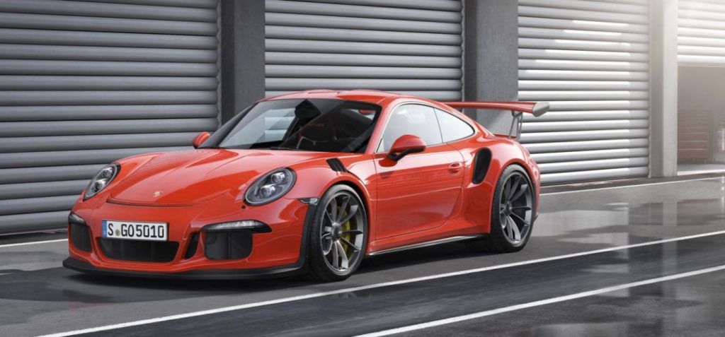 Este es el coche por el que suspira Tadej Pogacar, quien casi se lleva el Tour de Francia 160 Motor16 esfuerzo