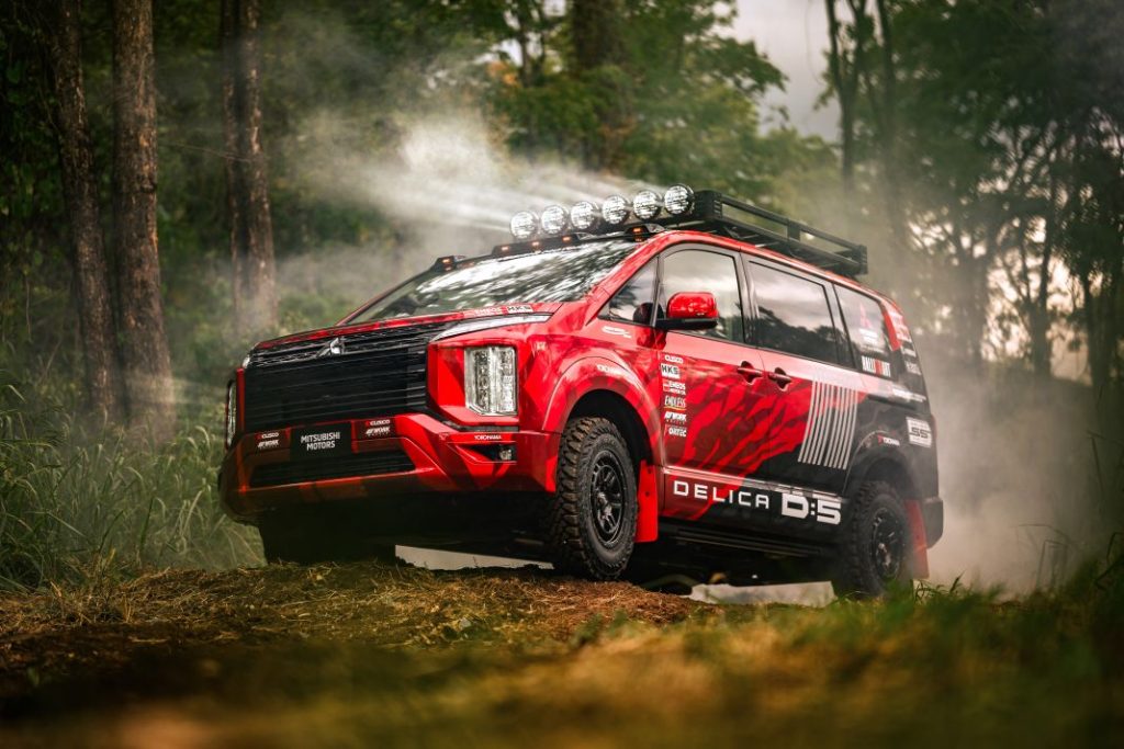 El nuevo Mitsubishi L200 se estrena en competición 23 Motor16 mitsibishi l200 rally y delica 3 Motor16