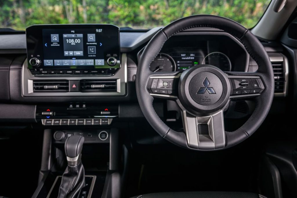 Todos los detalles y fotos del nuevo Mitsubishi L200 2024 16 Motor16 mitsubishi l200 nuevo 2024 53 Motor16