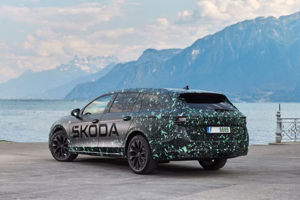 Primeras imágenes y datos del nuevo Skoda Superb 2024 2 Motor16 nuevo skoda superb 2024 45 Motor16