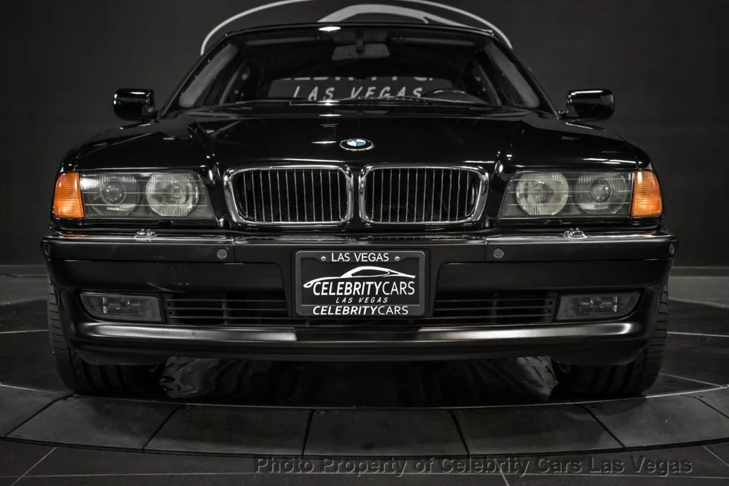 2002 BMW 750iL Tupac 11 Motor16