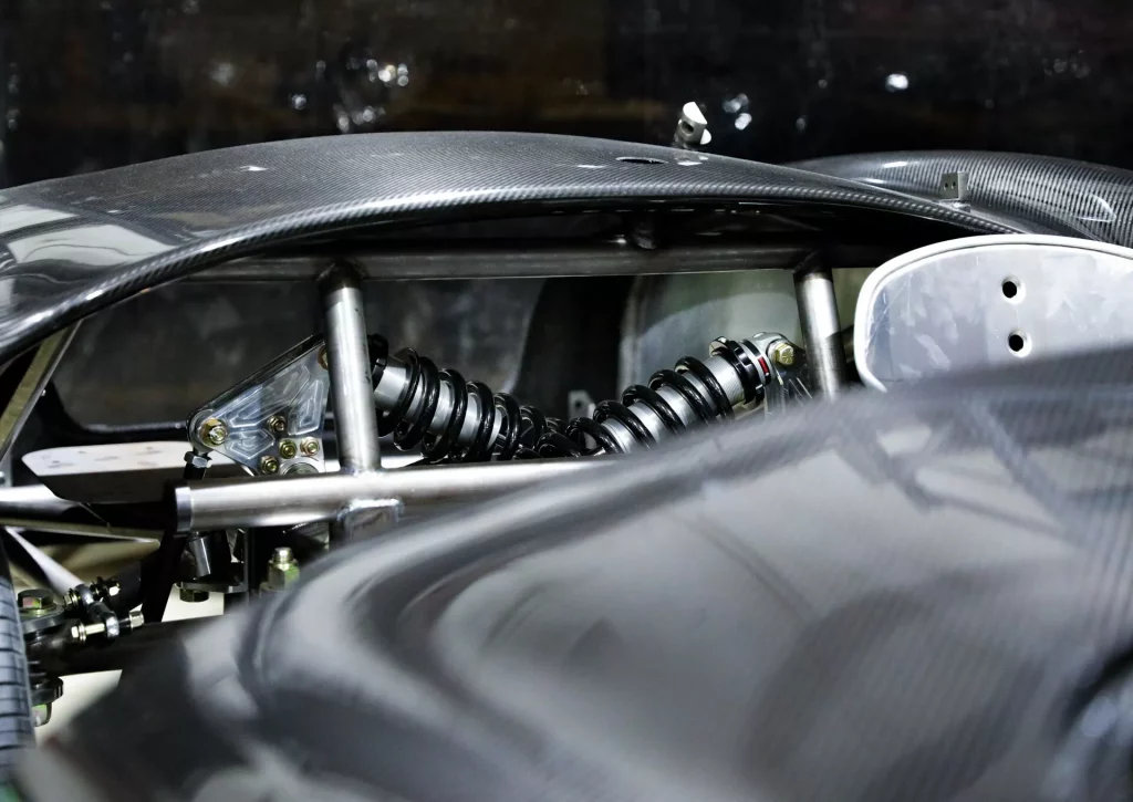 Classic Recreations fabrica el mejor Shelby Cobra moderno de la historia 5 Motor16 2023 Diamond Edition Carbon Fiber Shelby Cobra Race Car 810 2 Motor16