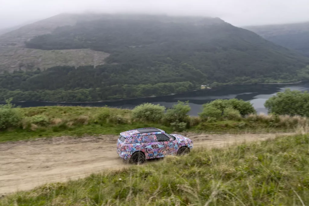 El futuro Mini Countryman también será el más aventurero de la historia 9 Motor16 2023 MINI Countryman Teaser Scotish Highlands 5 Motor16