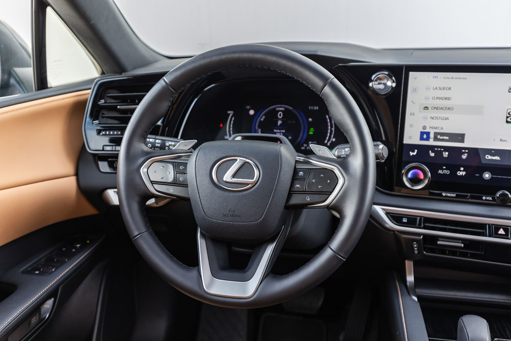 2023 Prueba Lexus RX450h 16 Motor16