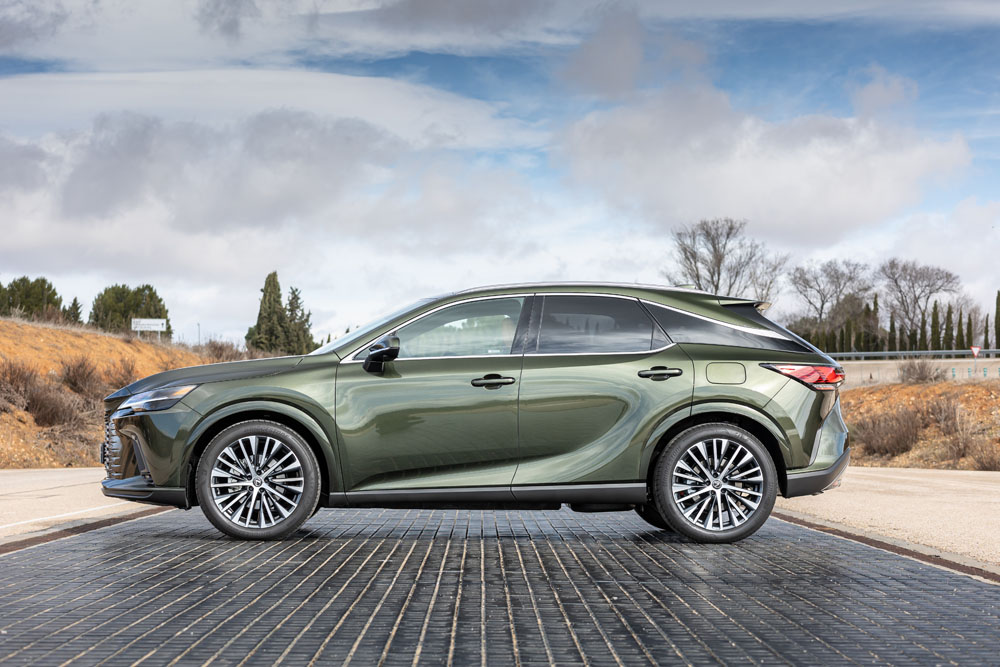 2023 Prueba Lexus RX450h 2 Motor16