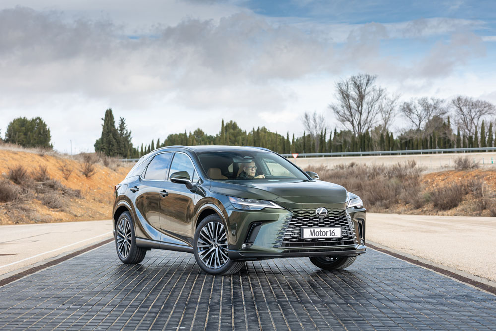 2023 Prueba Lexus RX450h 3 Motor16