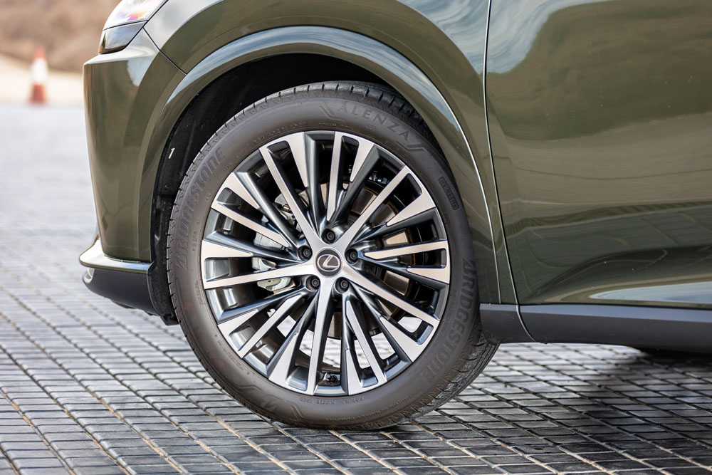2023 Prueba Lexus RX450h 5 Motor16