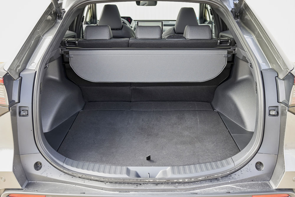 2023 Prueba Toyota bZ4X AWD 17 Motor16