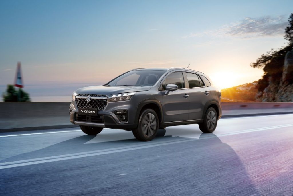 Sales del chiringuito, y… “¿dónde he aparcado?” Suzuki S-Cross te lo pone fácil 2 Motor16 2023 suzuki s cross connect playa 1 Motor16