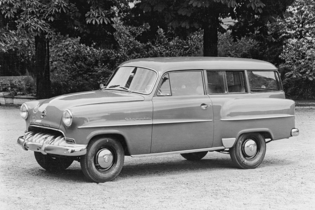 Los 70 años del Opel Olympia Rekord Caravan 13 Motor16 70 anos Opel Olympia Rekord Caravan11 Motor16