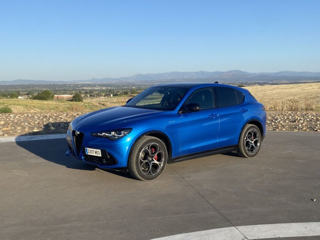 Probamos el Alfa Stelvio 2.2 diésel: con el aire de la vieja escuela 17 Motor16 ALFA ROMEO STELVIO 2 Motor16