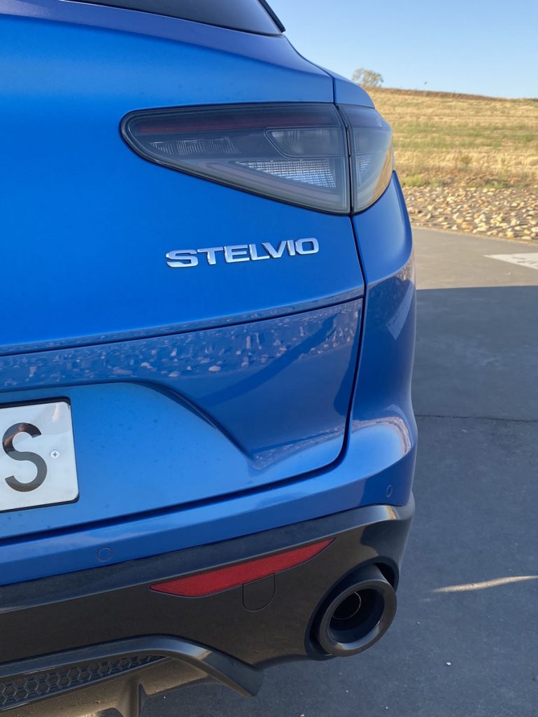 Probamos el Alfa Stelvio 2.2 diésel: con el aire de la vieja escuela 10 Motor16 ALFA ROMEO STELVIO 9 Motor16